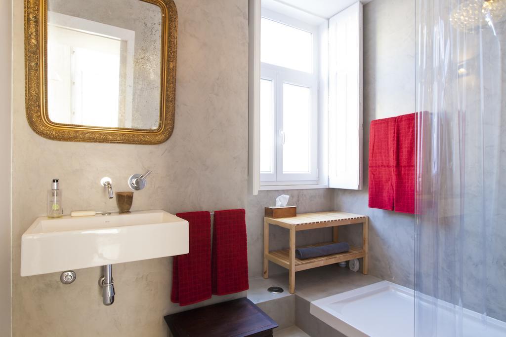 Bairrus Lisbon Apartments - Graca Room photo