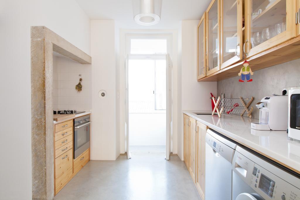 Bairrus Lisbon Apartments - Graca Room photo